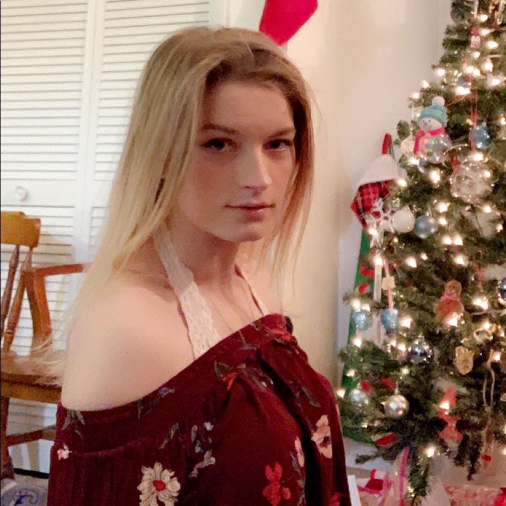 Meet your Posher, Sabrina